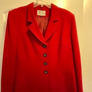Women’s red Le Suit suit jacket size 16